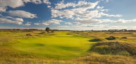 Royal Scotsman Experiences Golf Carnoustie Luxury Train Club