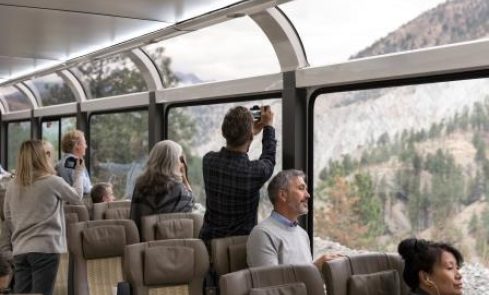 Rocky Mountaineer USA Rockies to Red Rocks Silver Leaf Service Interior Web